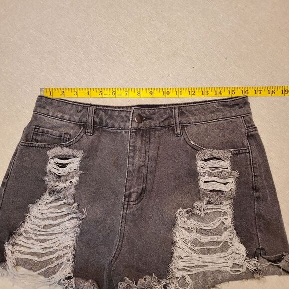 HEYSON Large Black Faded Ripped Distressed Booty Shorts - Picture 2 of 8